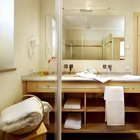 Aparthotel Alpenhof